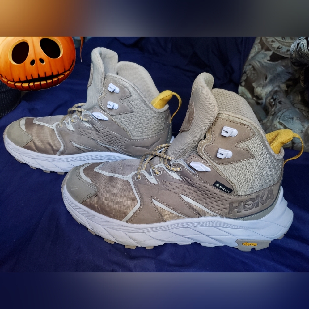 💢SOLD in a flash💢Hoka One One Gore-Tex waterproof hiking boots - Picture 2 of 8